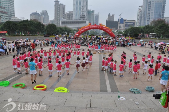 \廣西柳州紅纓啟迪幼兒園舉辦慶“六、一”活動(dòng)