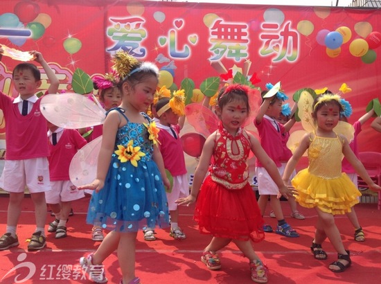 湖北漢川紅纓世紀新城幼兒園舉辦慶六一活動