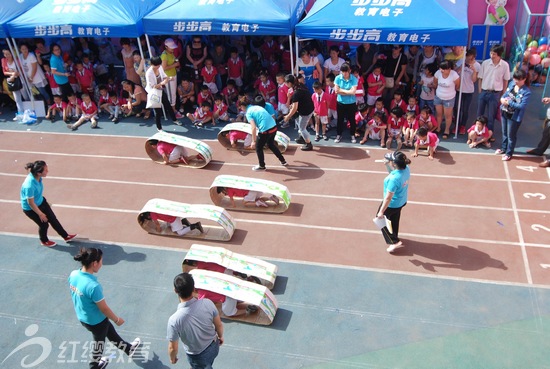 內蒙古包頭紅纓小精靈幼兒園六一活動