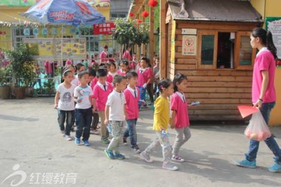 浙江富源紅纓幼兒園舉辦“九九重陽”節活動