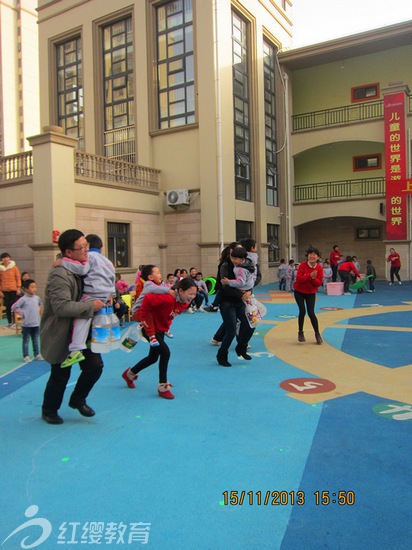 安徽宿州紅纓上河城幼兒園舉辦第一屆陽光體育親子運動會