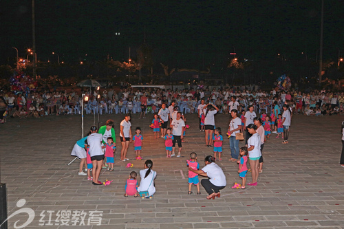 云南梁河紅纓開發區幼兒園慶六一親子同樂活動