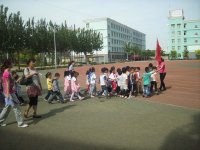 童之夢幼兒園大班幼兒參觀育新紅小學